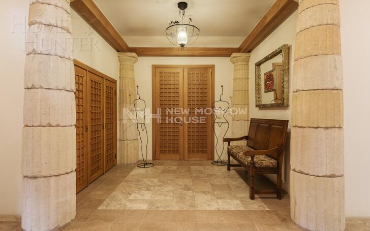 2-этажный коттедж 720 м² с отделкой