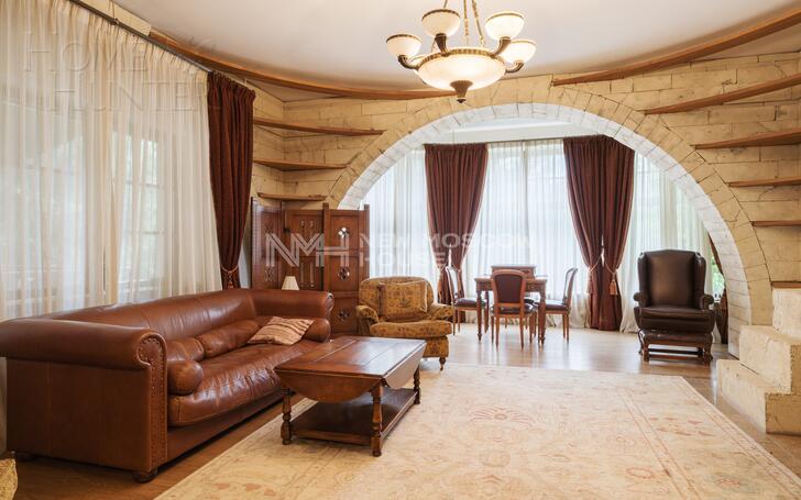 2-этажный коттедж 720 м² с отделкой