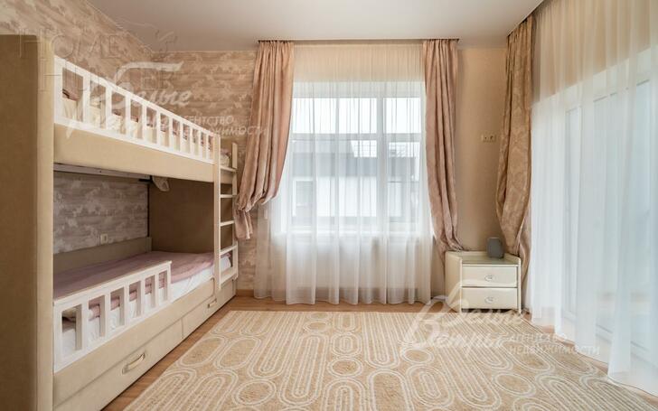 2-этажный коттедж 220 м² с отделкой