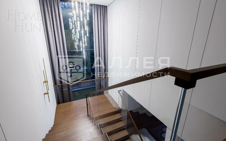 2-этажный коттедж 550 м² с отделкой