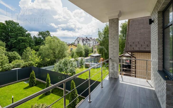 2-этажный коттедж 250 м² с отделкой