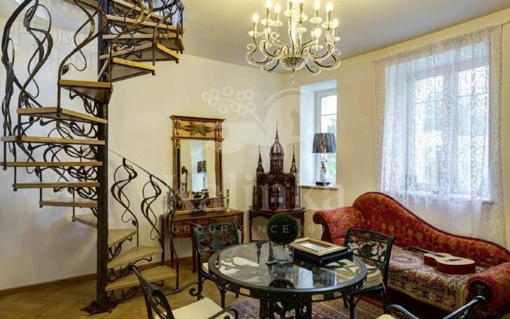 2-этажный коттедж 900 м² с отделкой