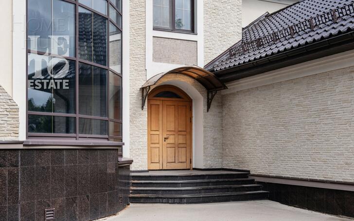2-этажный коттедж 631 м² без отделки