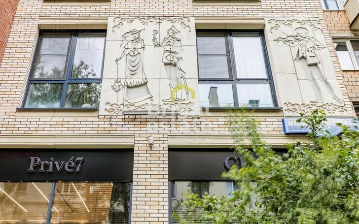 5-КОМН. КВАРТИРА С ОТДЕЛКОЙ 249 М² НА 4 ЭТАЖЕ