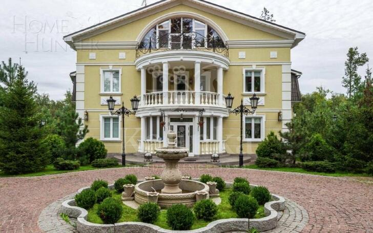 2-этажный коттедж 900 м² с отделкой