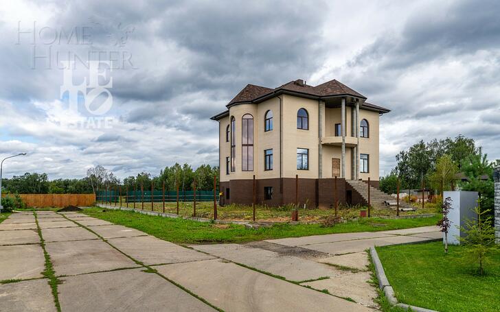 2-этажный коттедж 460 м² без отделки