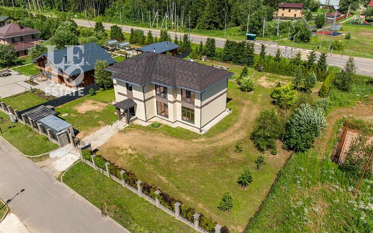 2-этажный коттедж 439 м² с отделкой