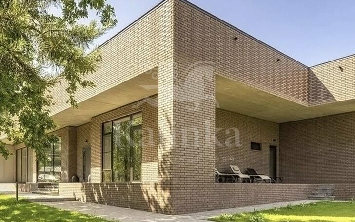 1-этажный коттедж 492 м² с отделкой