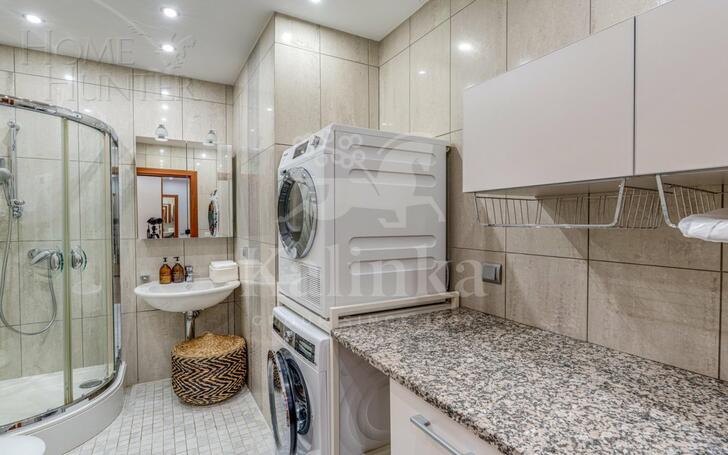 5-КОМН. КВАРТИРА С ОТДЕЛКОЙ 204.2 М² НА 3 ЭТАЖЕ