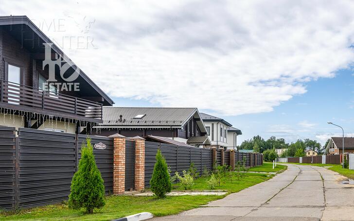 2-этажный коттедж 460 м² без отделки