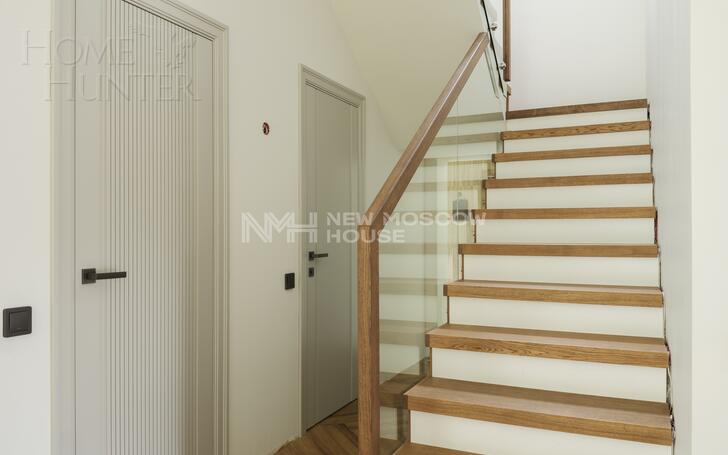 2-этажный коттедж 200 м² с отделкой