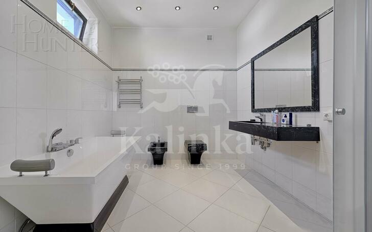 2-этажный коттедж 270 м² с отделкой