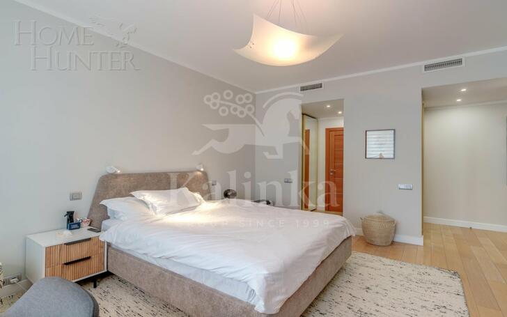 5-КОМН. КВАРТИРА С ОТДЕЛКОЙ 204.2 М² НА 3 ЭТАЖЕ