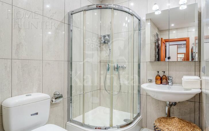 5-КОМН. КВАРТИРА С ОТДЕЛКОЙ 204.2 М² НА 3 ЭТАЖЕ