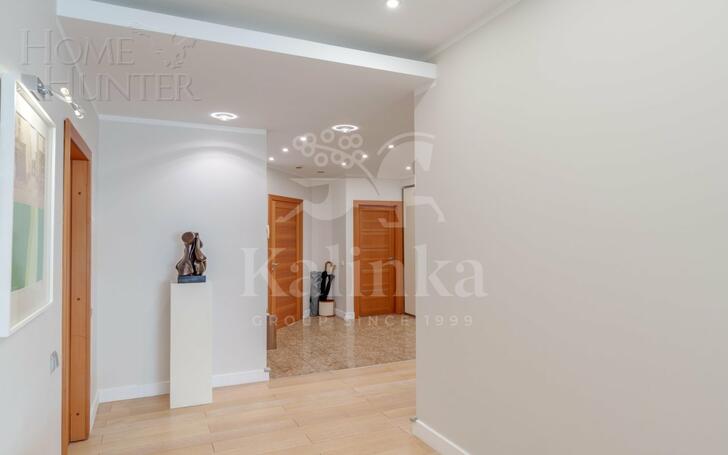 5-КОМН. КВАРТИРА С ОТДЕЛКОЙ 204.2 М² НА 3 ЭТАЖЕ