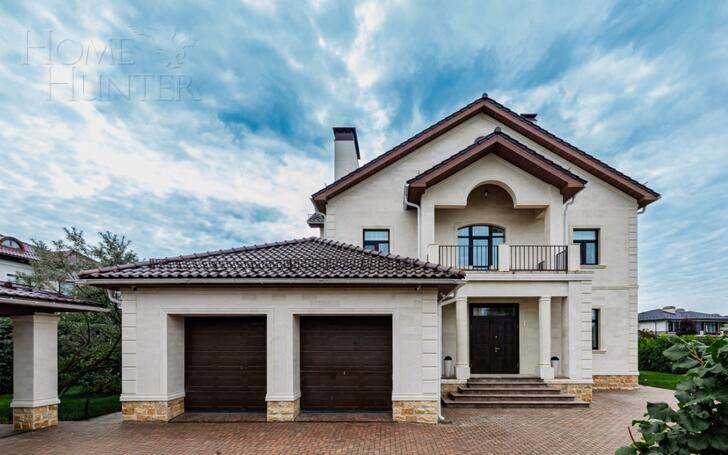 2-этажный коттедж 450 м² с отделкой