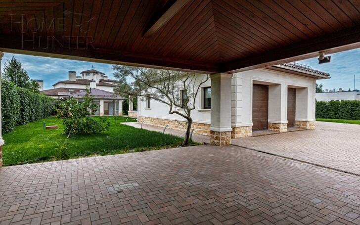 2-этажный коттедж 450 м² с отделкой
