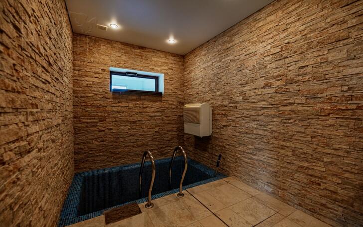 2-этажный коттедж 450 м² с отделкой