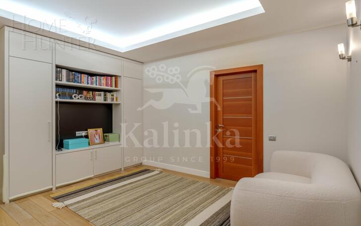 5-КОМН. КВАРТИРА С ОТДЕЛКОЙ 204.2 М² НА 3 ЭТАЖЕ