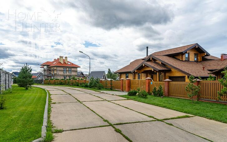 2-этажный коттедж 460 м² без отделки