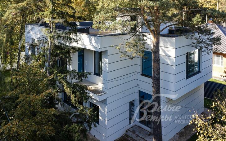 2-этажный коттедж 300 м² без отделки