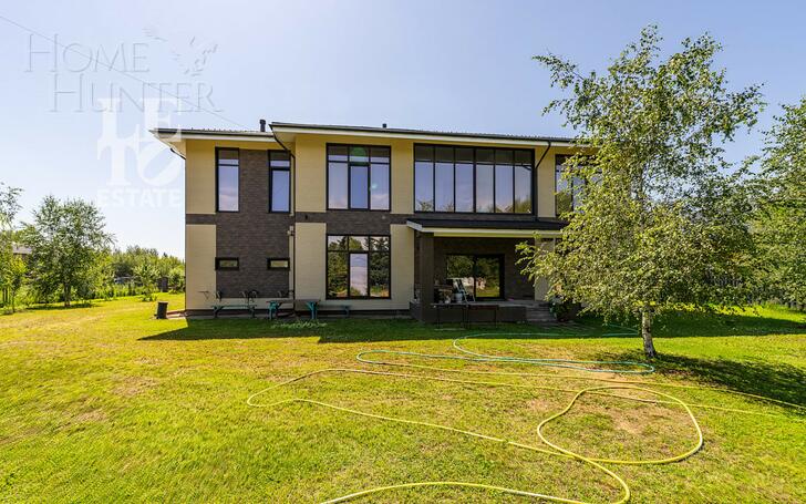 2-этажный коттедж 439 м² с отделкой