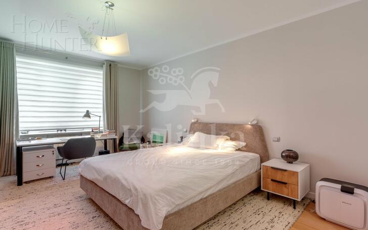 5-КОМН. КВАРТИРА С ОТДЕЛКОЙ 204.2 М² НА 3 ЭТАЖЕ