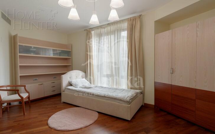5-КОМН. КВАРТИРА С ОТДЕЛКОЙ 232.5 М² НА 3 ЭТАЖЕ