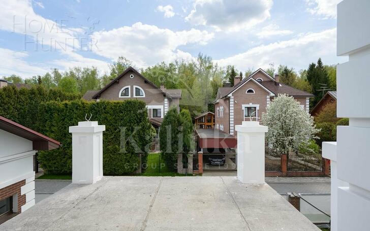 3-этажный коттедж 501.7 м² без отделки