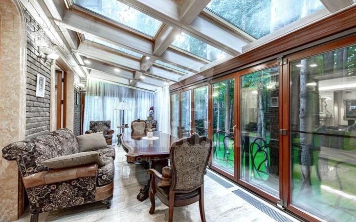 3-этажный коттедж 920 м² с отделкой