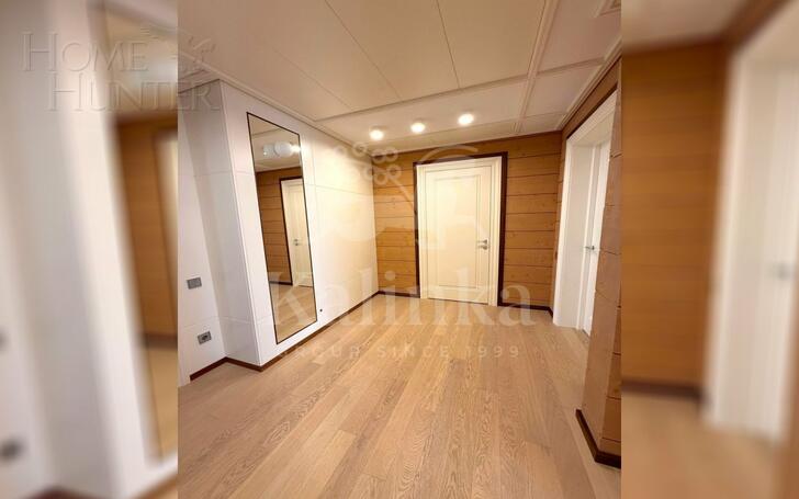 2-этажный коттедж 1 000 м² с отделкой