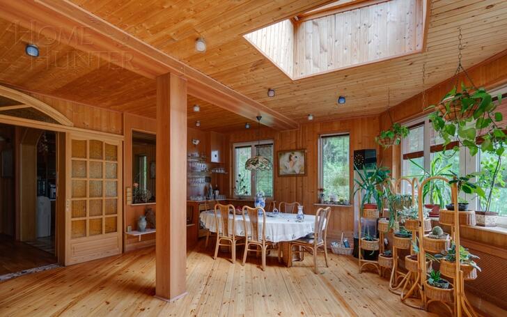 3-этажный коттедж 650 м² с отделкой