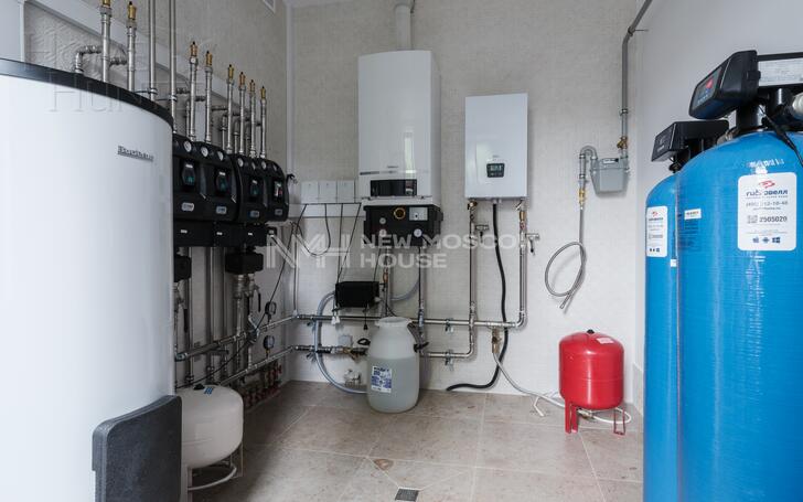 2-этажный коттедж 640 м² с отделкой