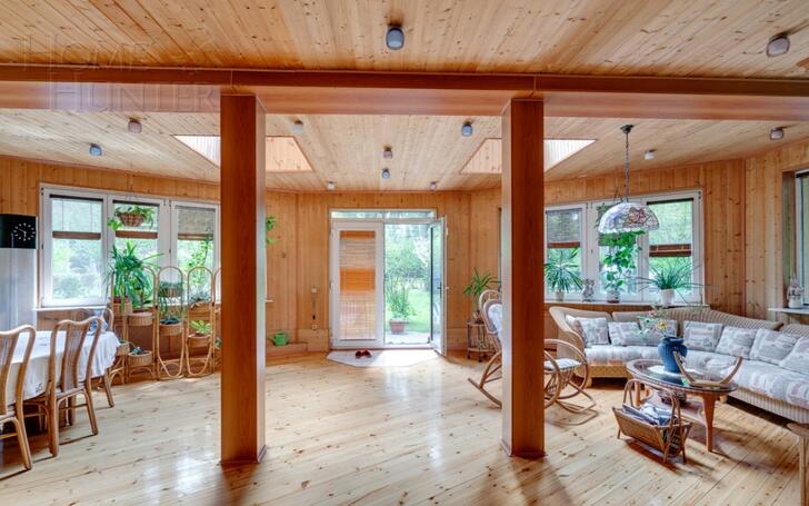 3-этажный коттедж 650 м² с отделкой