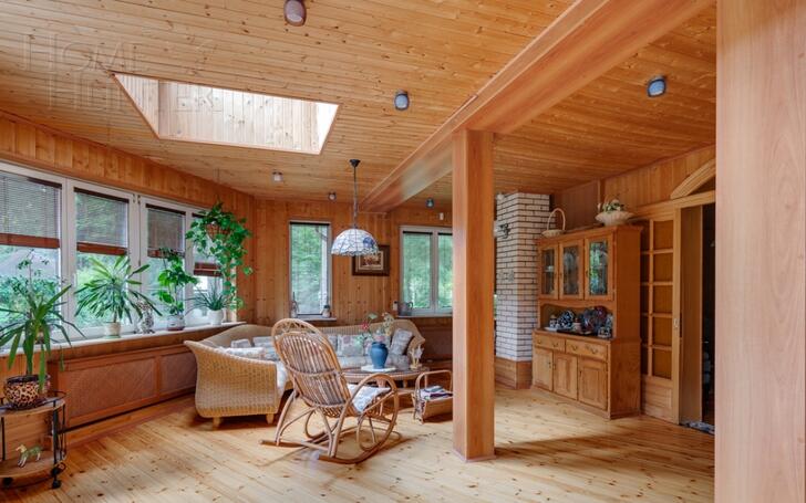 3-этажный коттедж 650 м² с отделкой