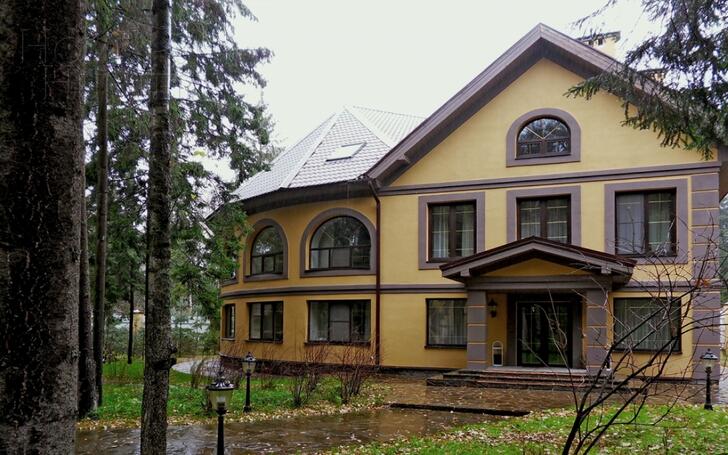 2-этажный коттедж 1 500 м² с отделкой