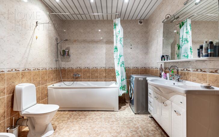 3-этажный таунхаус 270 м² с отделкой