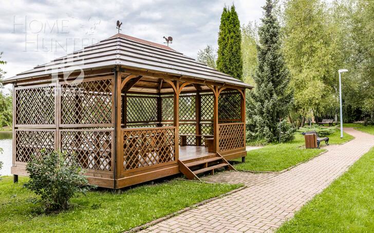 2-этажный коттедж 1 244 м² с отделкой