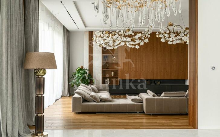 2-этажный коттедж 2 084 м² с отделкой