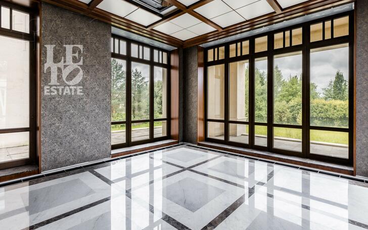 2-этажный коттедж 1 244 м² с отделкой