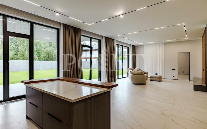 2-этажный коттедж 604 м² с отделкой