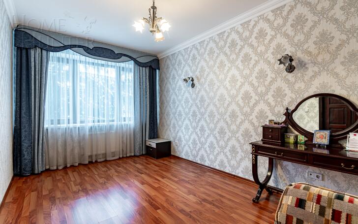 3-этажный таунхаус 270 м² с отделкой
