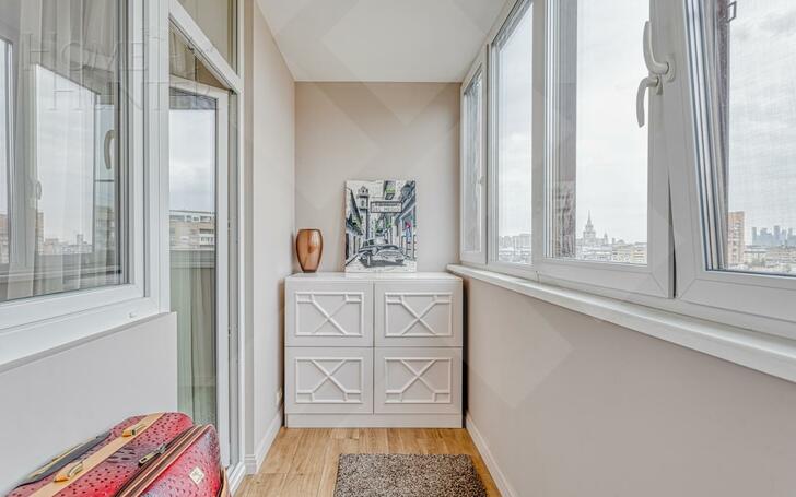 4-КОМН. КВАРТИРА С ОТДЕЛКОЙ 131 М² НА 9 ЭТАЖЕ