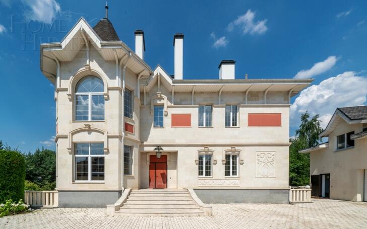 2-этажный коттедж 800 м² с отделкой