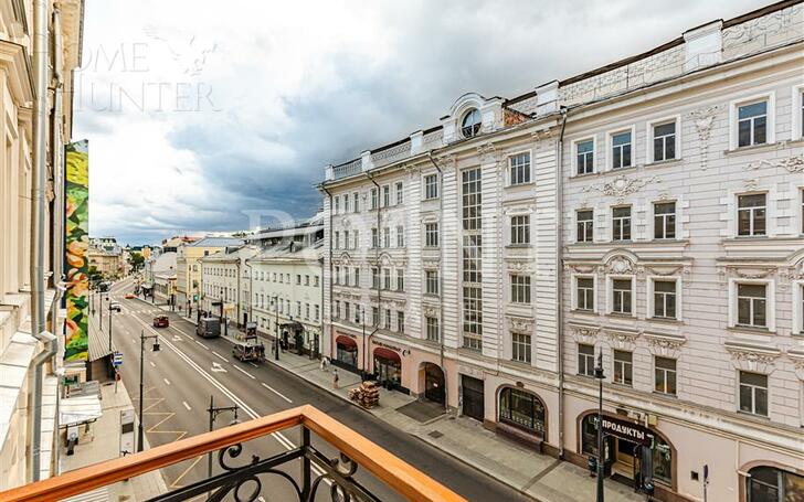 4-КОМН. КВАРТИРА С ОТДЕЛКОЙ 303 М² НА 3 ЭТАЖЕ