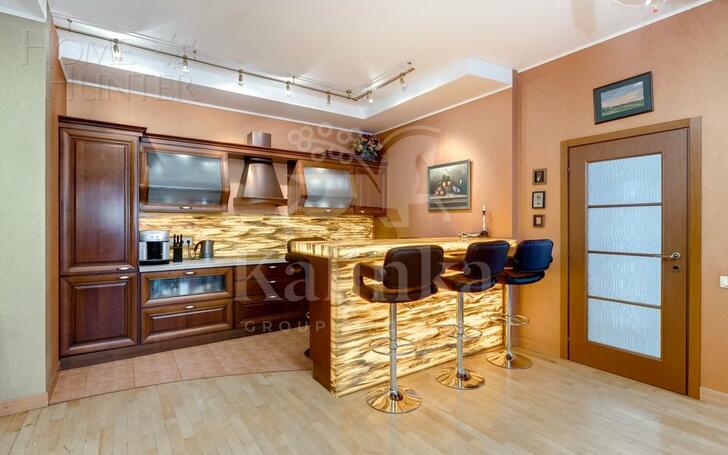 6-КОМН. КВАРТИРА С ОТДЕЛКОЙ 349.3 М² НА 6 ЭТАЖЕ