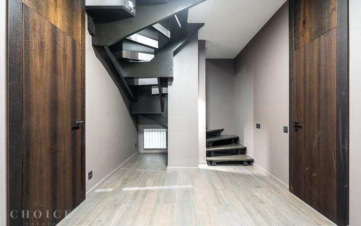2-этажный таунхаус 400 м² с отделкой