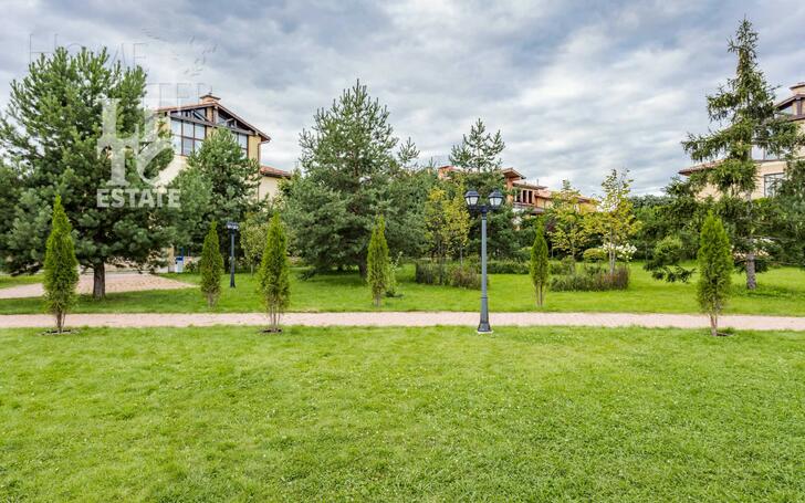 2-этажный коттедж 1 327 м² с отделкой