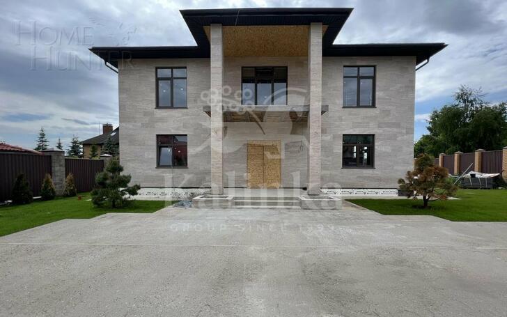 2-этажный коттедж 336 м² без отделки