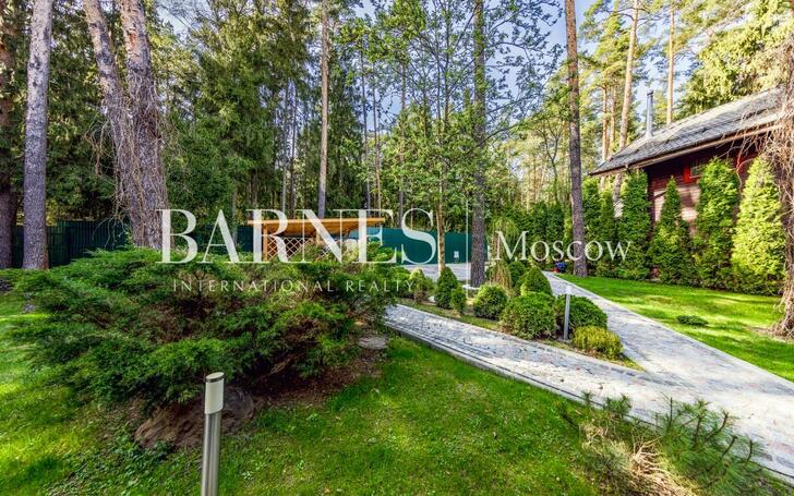 2-этажный коттедж 473.3 м² с отделкой